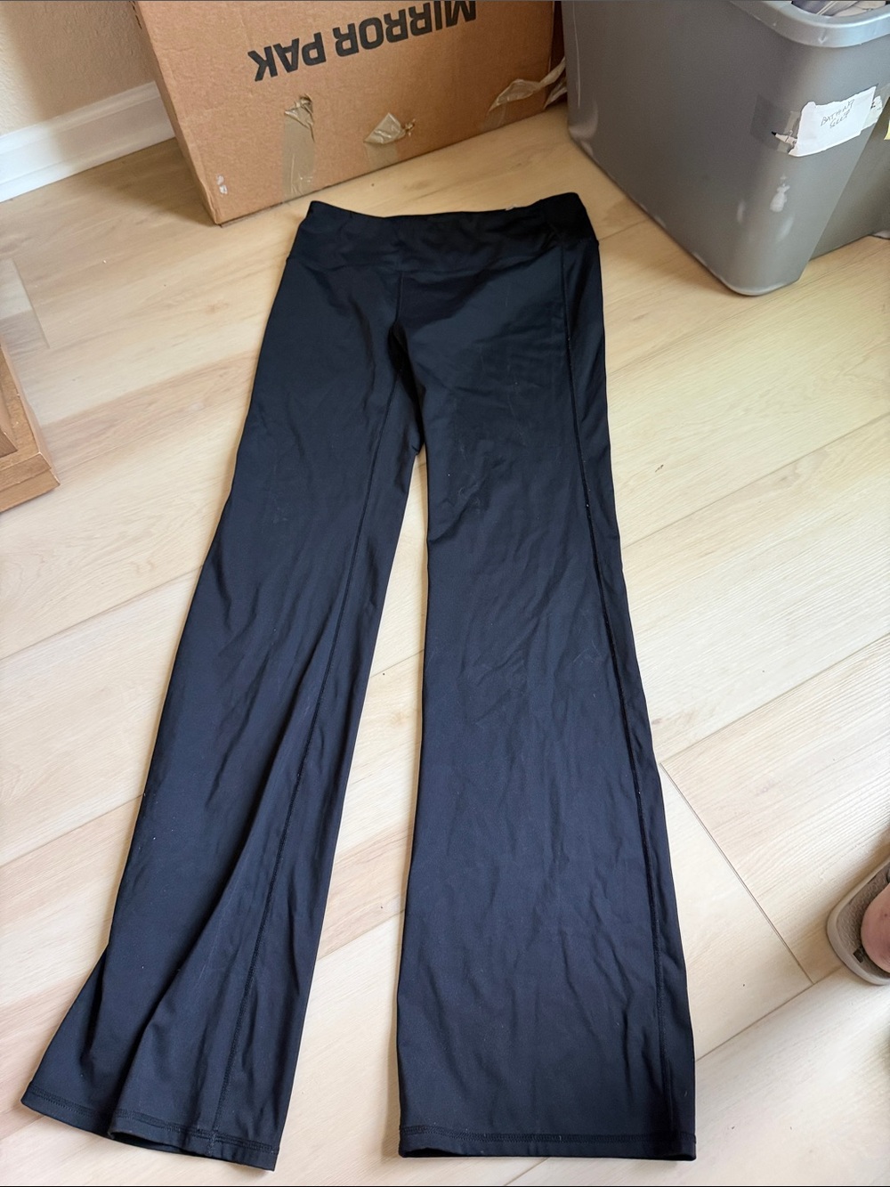 Black Women's Flared Yoga Pants